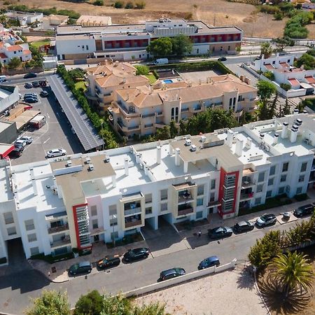 Luminous 2 Bdr Apartment W/Pool By Lovelystay Albufeira Bagian luar foto