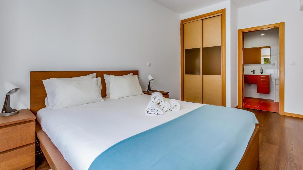 Luminous 2 Bdr Apartment W/Pool By Lovelystay Albufeira Bagian luar foto